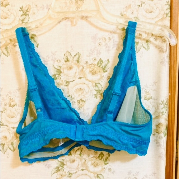 Wacoal 36 Unlined Lace Bralette - Picture 4 of 6